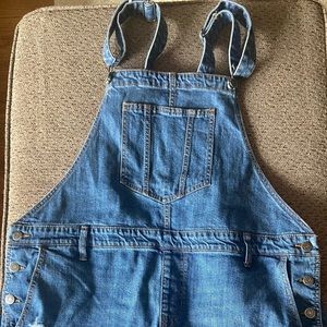 Old Navy overalls shorts size XL